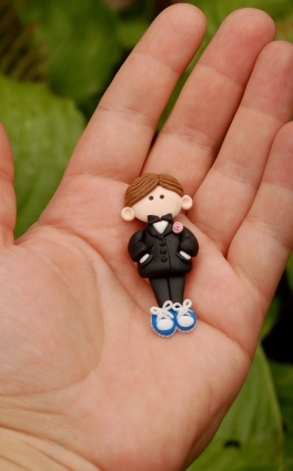 Магнит из полимерной глины жених