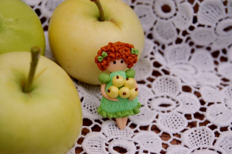 Брошь из полимерной глины